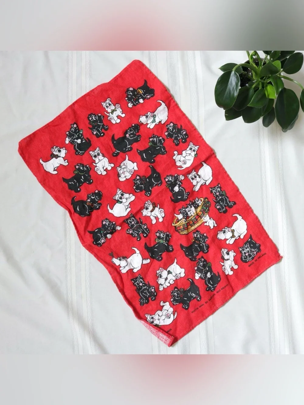 Vintage scottish terrier tea towel